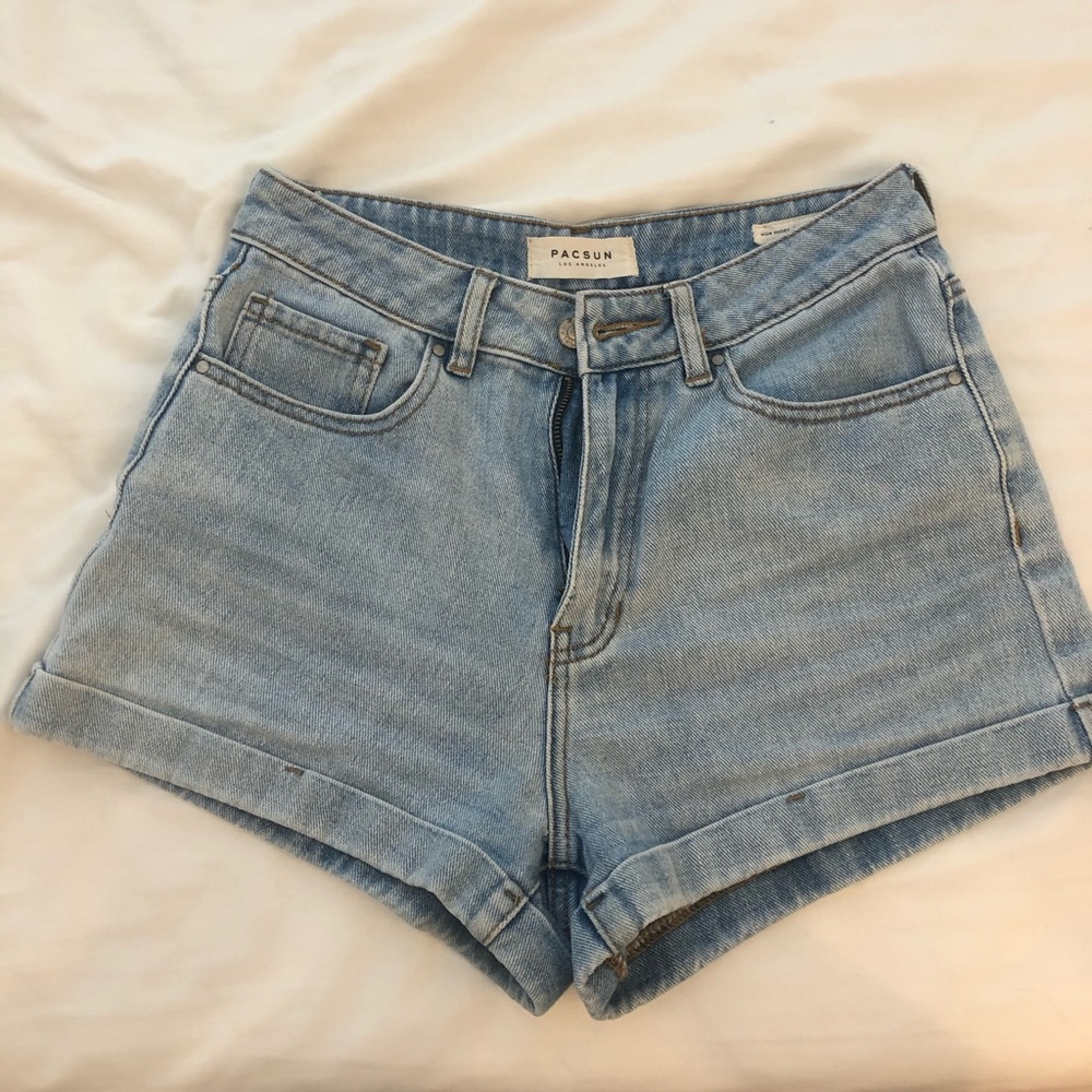 PACSUN Mom Short Light Wash
